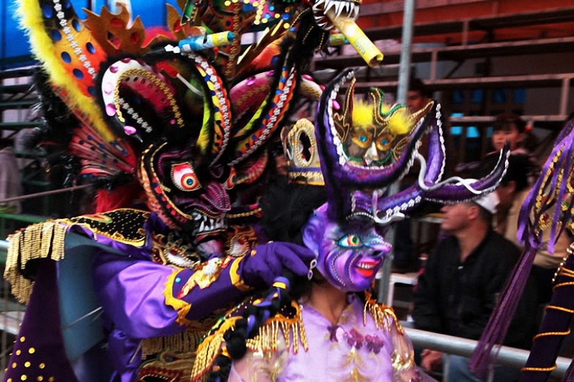 Bolivian holidays: Diablada Bolivian holidays: Diablada