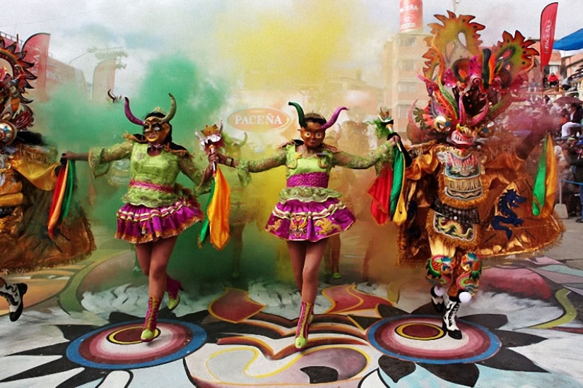 Boliviana de vacaciones: la Diablada Boliviana de vacaciones: la Diablada