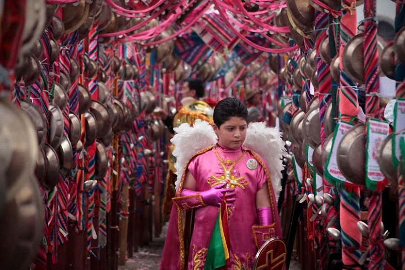 Boliviana de vacaciones: la Diablada Boliviana de vacaciones: la Diablada