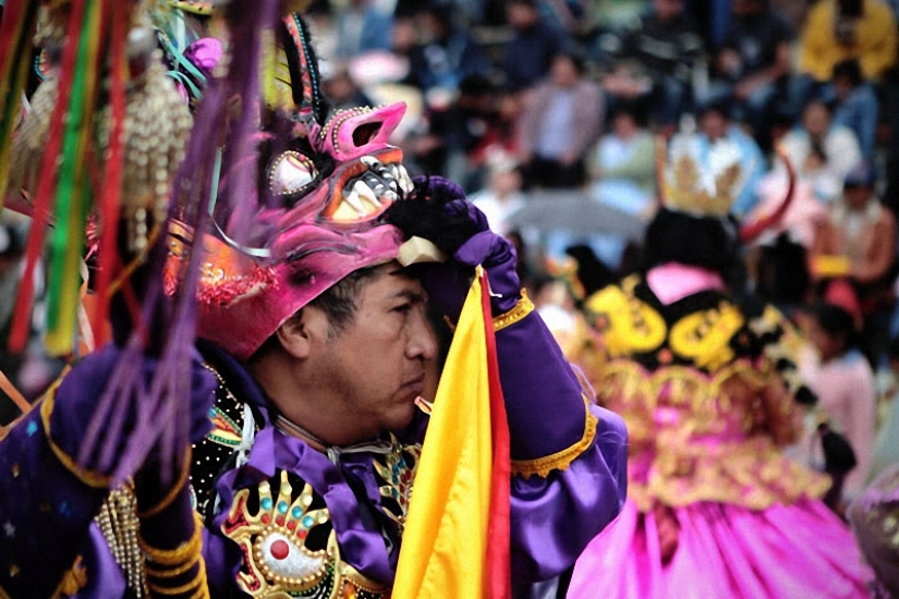 Boliviana de vacaciones: la Diablada Boliviana de vacaciones: la Diablada