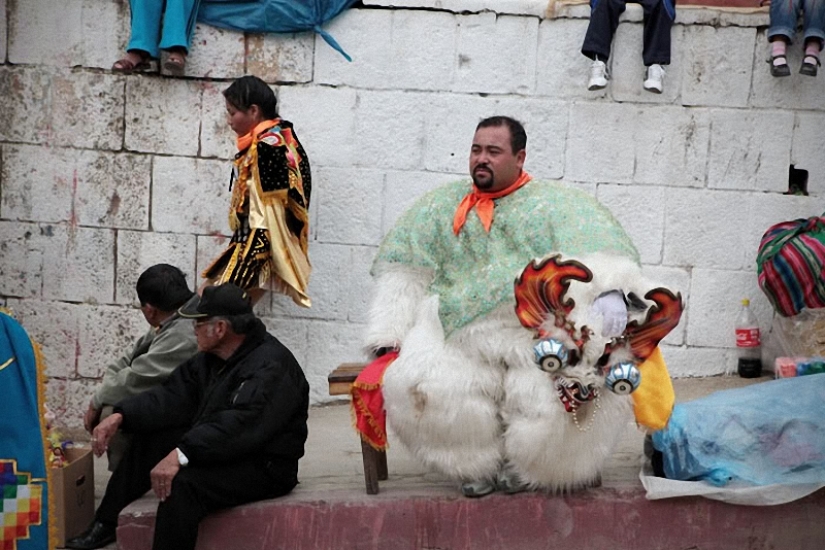 Boliviana de vacaciones: la Diablada Boliviana de vacaciones: la Diablada