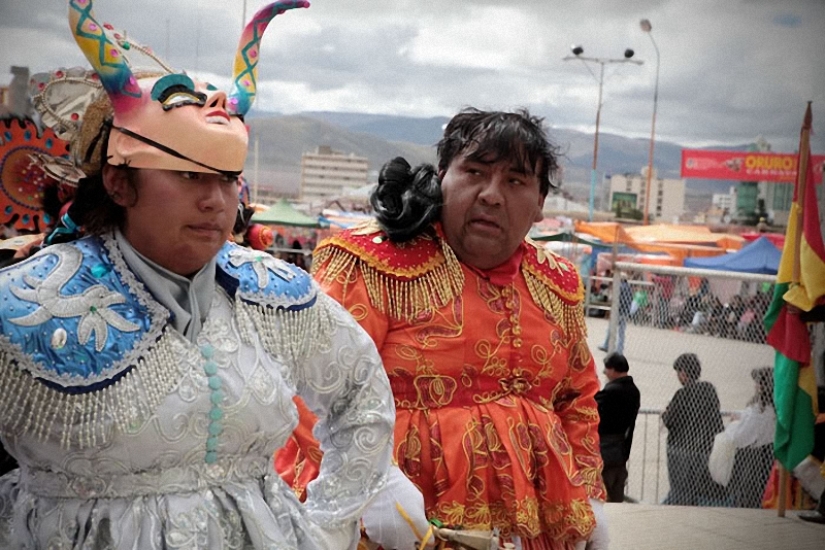 Boliviana de vacaciones: la Diablada Boliviana de vacaciones: la Diablada