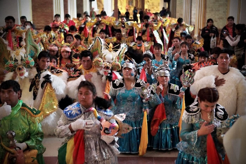 Boliviana de vacaciones: la Diablada Boliviana de vacaciones: la Diablada