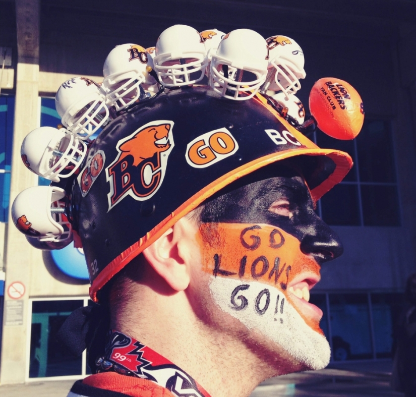 Crazy football fans Crazy football fans