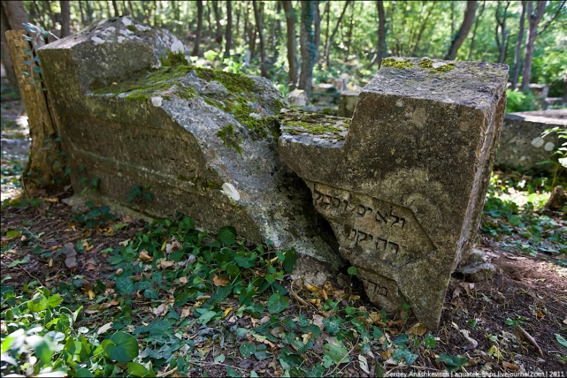 La antigua Caraítas cementerio en Iosafatovoj valle