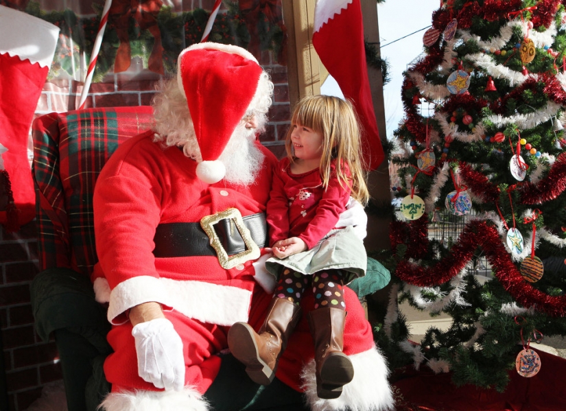 Santa and the crisis Santa and the crisis