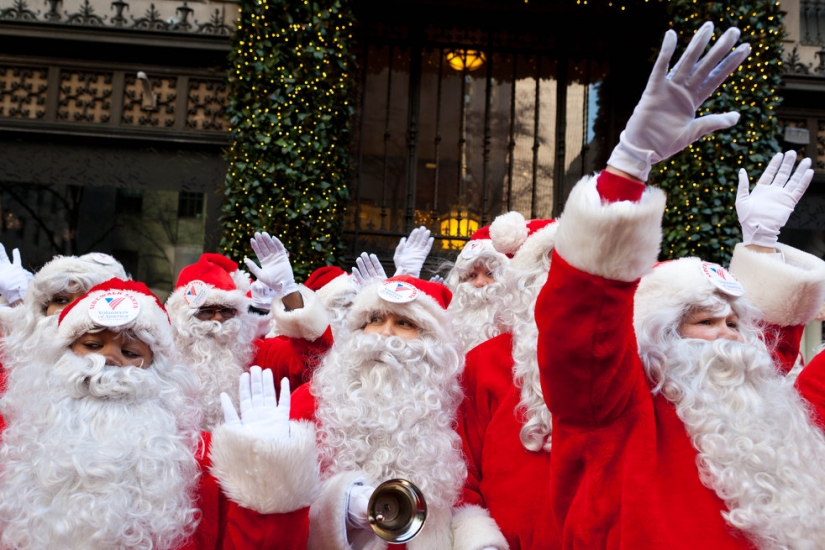 Santa and the crisis Santa and the crisis