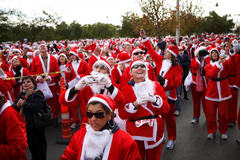 Santa and the crisis Santa and the crisis