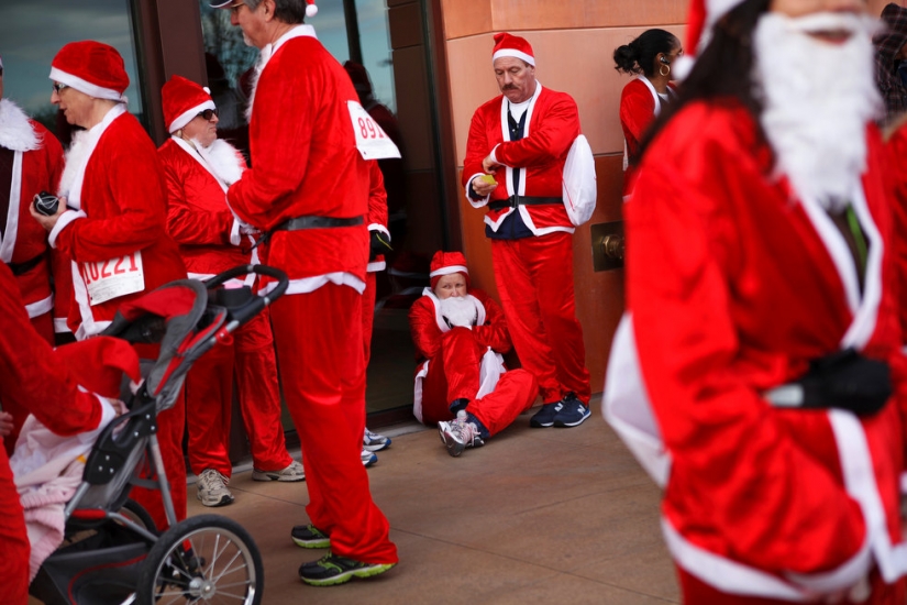 Santa and the crisis Santa and the crisis