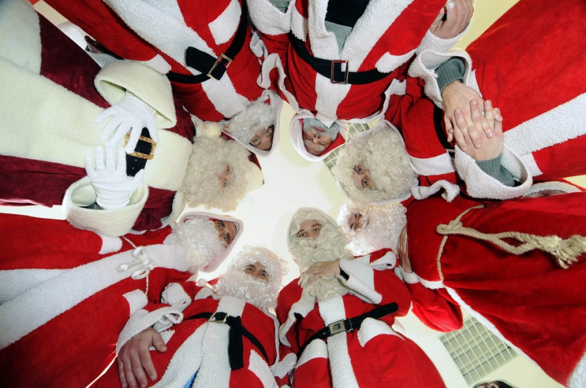 Santa and the crisis Santa and the crisis
