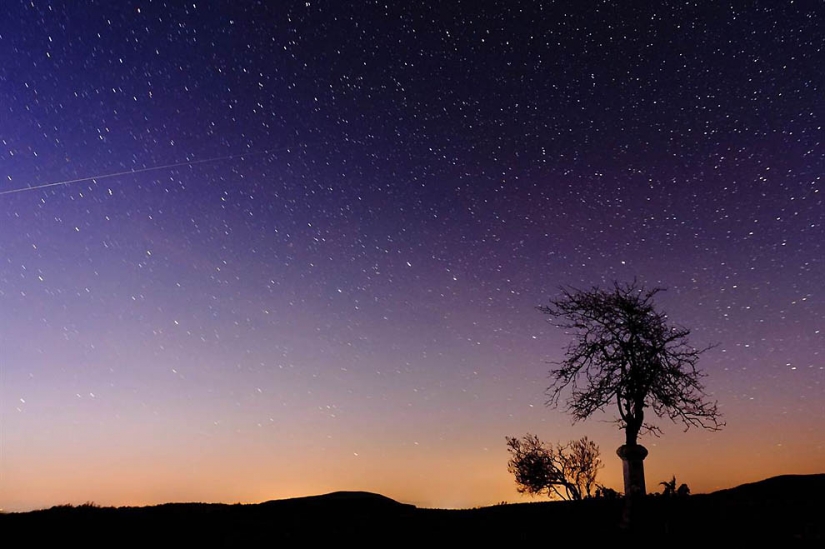 The best photo Nov on the space theme
