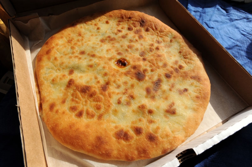 The truth about the quality of food in Moscow: Pizza from Uncle Sam