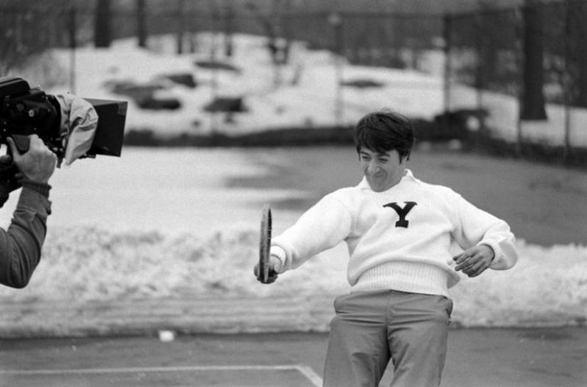 75 años de edad Dustin Hoffman! 75 años de edad Dustin Hoffman!