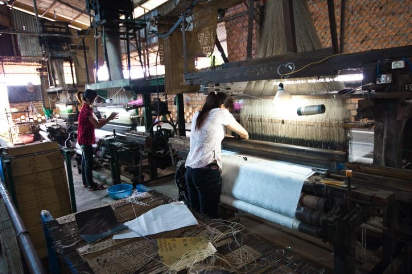How to get silk thread How to get silk thread