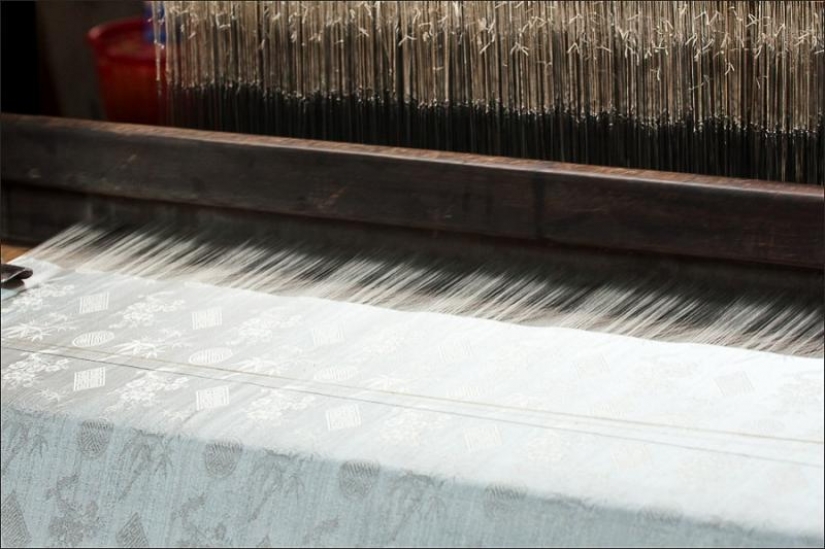 How to get silk thread How to get silk thread