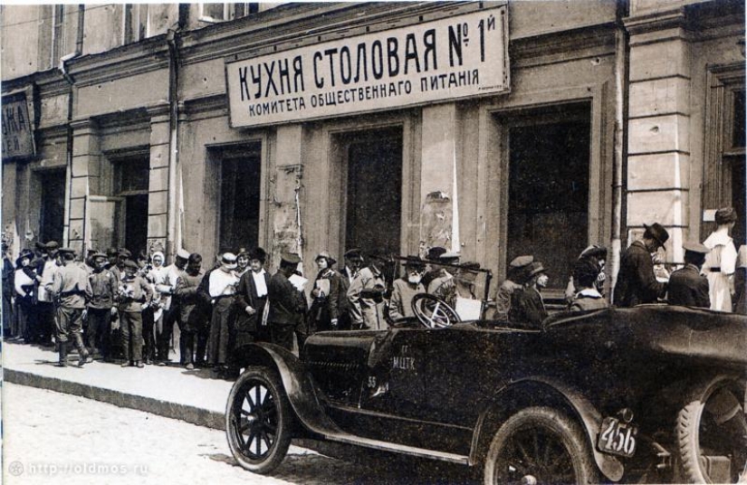 La historia de Moscú cola en las fotografías La historia de Moscú cola en las fotografías