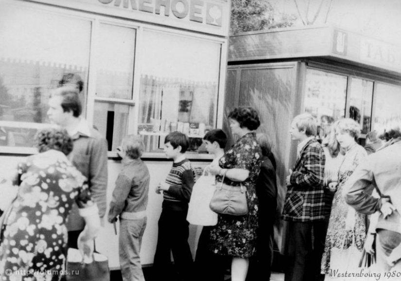 La historia de Moscú cola en las fotografías La historia de Moscú cola en las fotografías