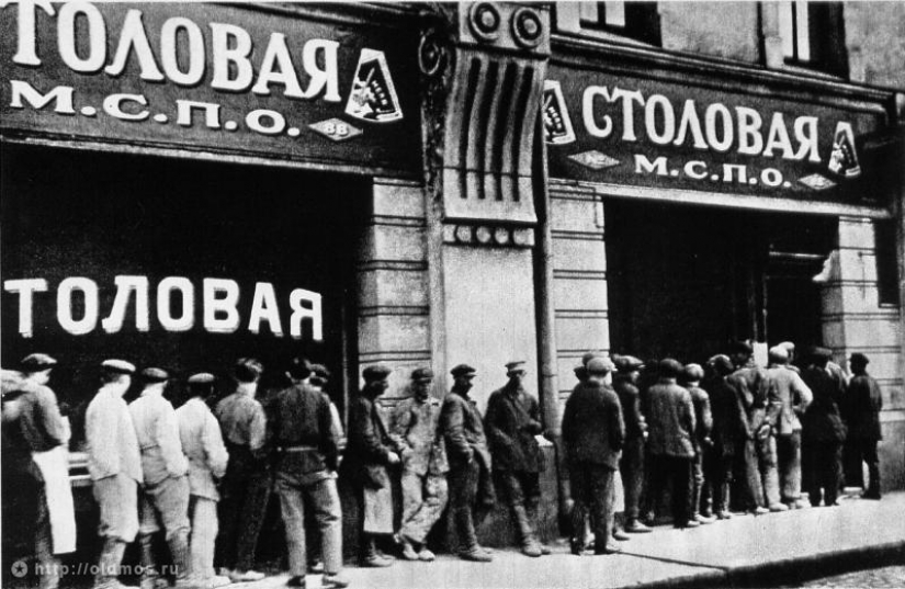 La historia de Moscú cola en las fotografías La historia de Moscú cola en las fotografías