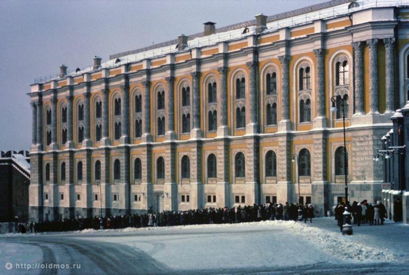 The history of the Moscow queue in photographs The history of the Moscow queue in photographs