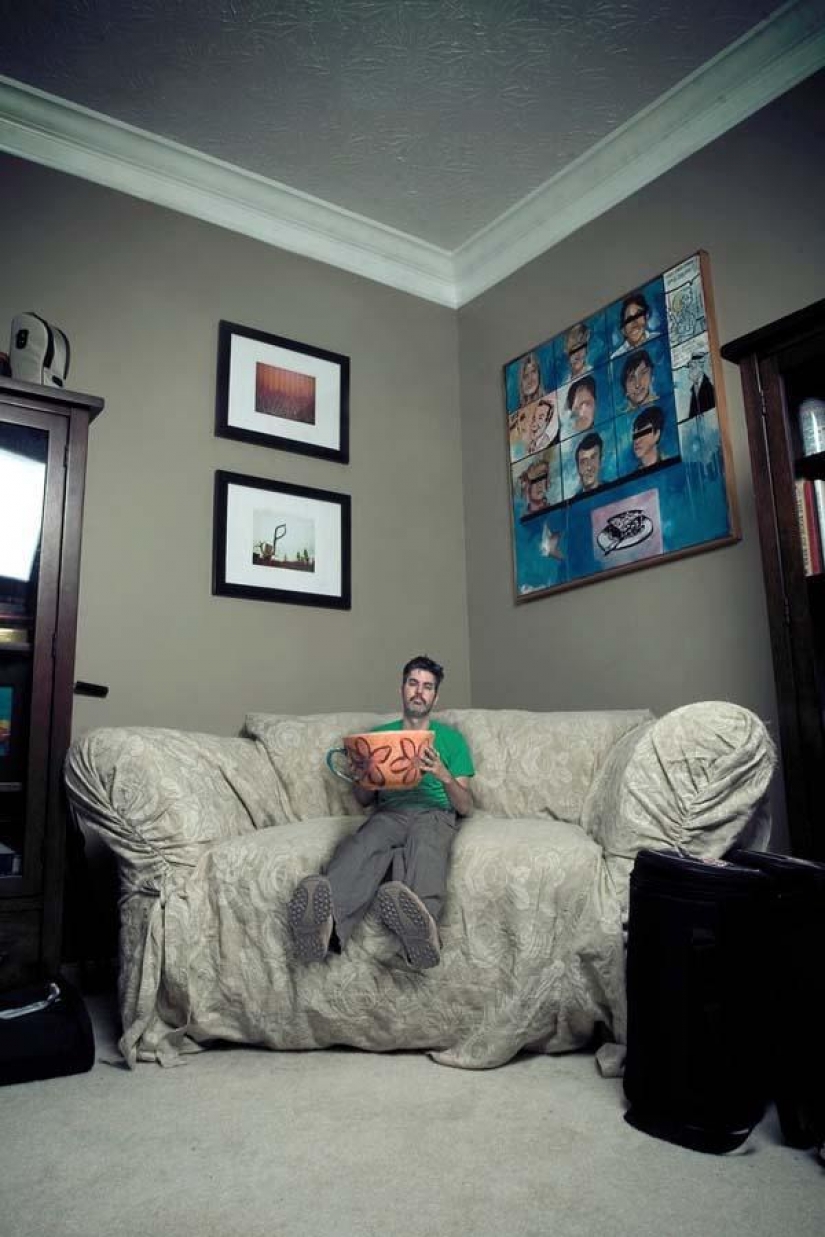 "I'm big, I small": thought-provoking self-portraits "I'm big, I small": thought-provoking self-portraits