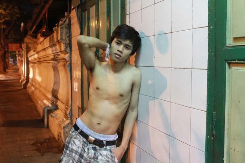 La prostitución masculina en Tailandia La prostitución masculina en Tailandia