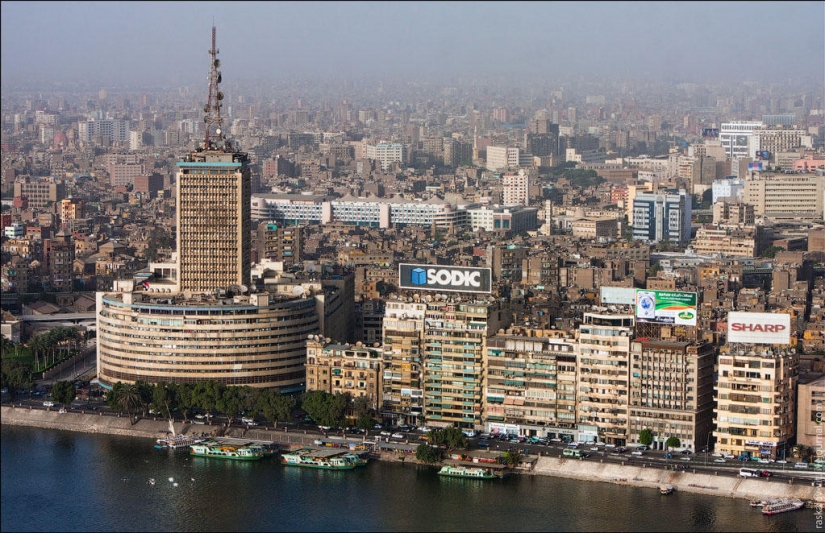 Moscow rufer climbed the Egyptian pyramids