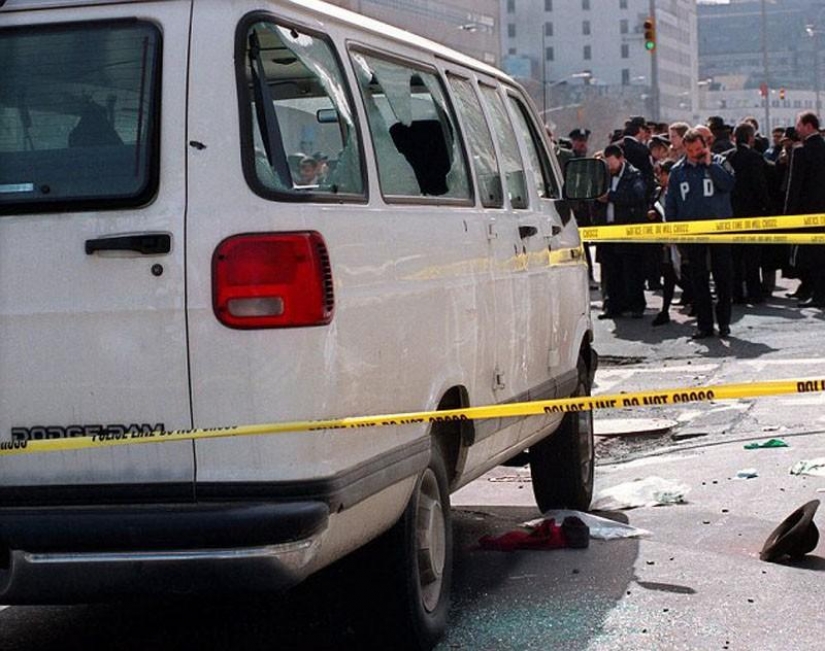 10 amazing stories from the "life" of the Brooklyn bridge 10 amazing stories from the "life" of the Brooklyn bridge