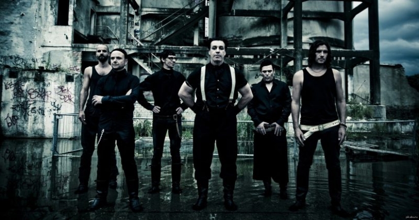 10 of the most high-profile scandals related to Rammstein 10 of the most high-profile scandals related to Rammstein
