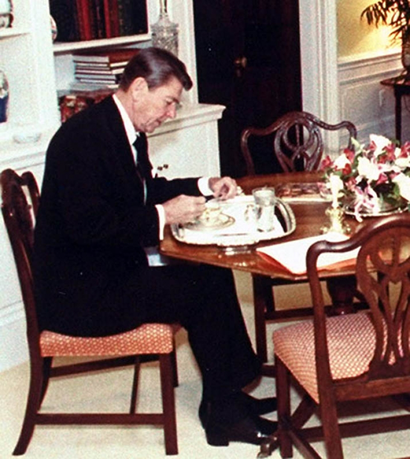 10 platos con nombres de personas