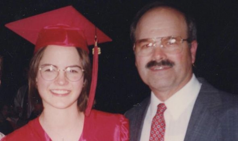 10 "side effects" from the presence of known relatives