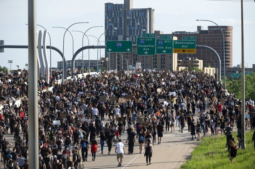 100 years of protest: chronicle of the struggle of African Americans for racial justice 100 years of protest: chronicle of the struggle of African Americans for racial justice