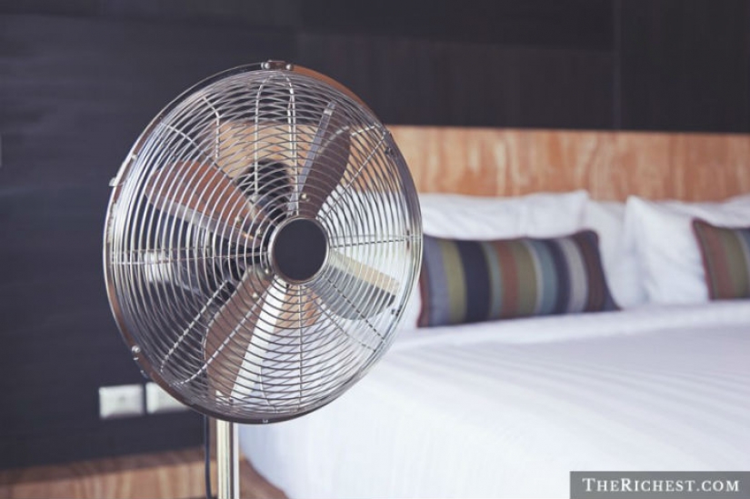 12 of the craziest superstitions from around the world