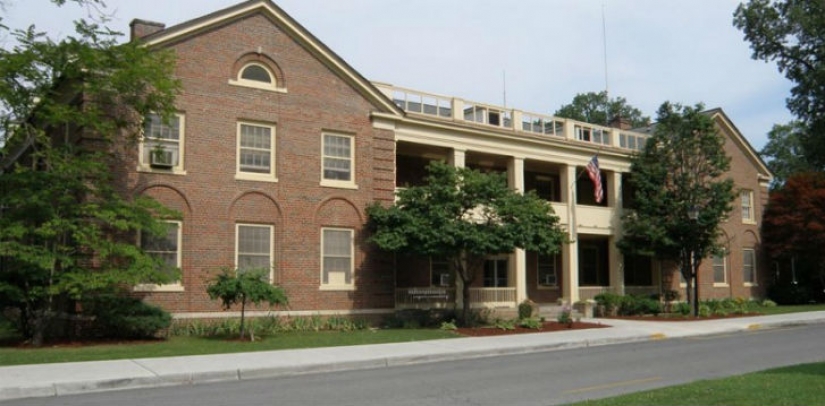 12 prisons, which can be compared with three star hotels