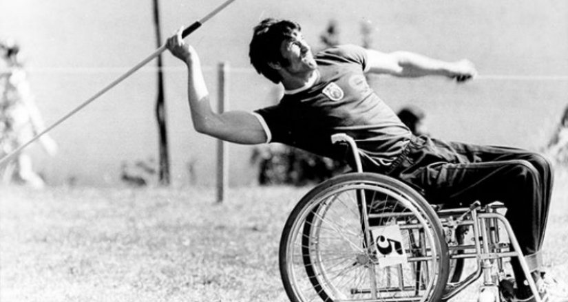 14 moments in sports history that changed the world