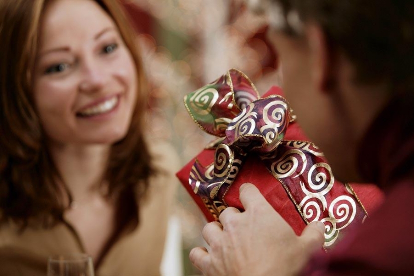 14 tips on how to become happier 14 tips on how to become happier