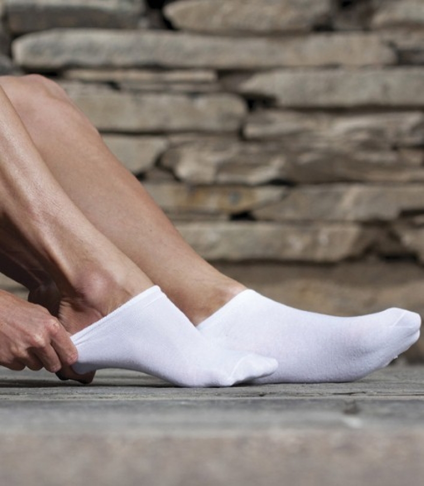 15 men's wardrobe items that women don't like 15 men's wardrobe items that women don't like