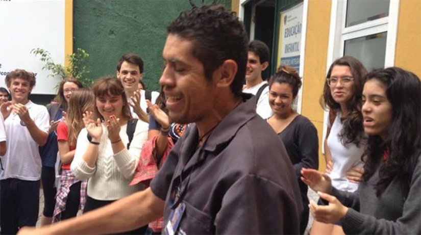 15 stories that will make you forget how cruel this world