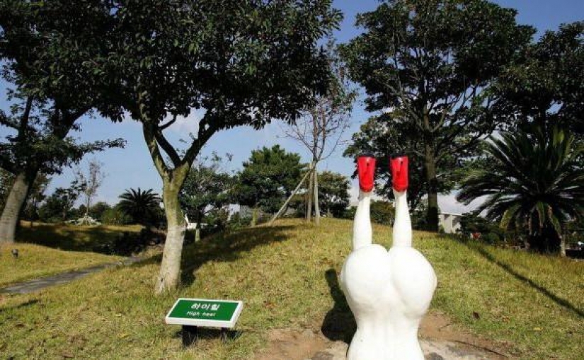 16 sexual fantasies embodied in sculptures