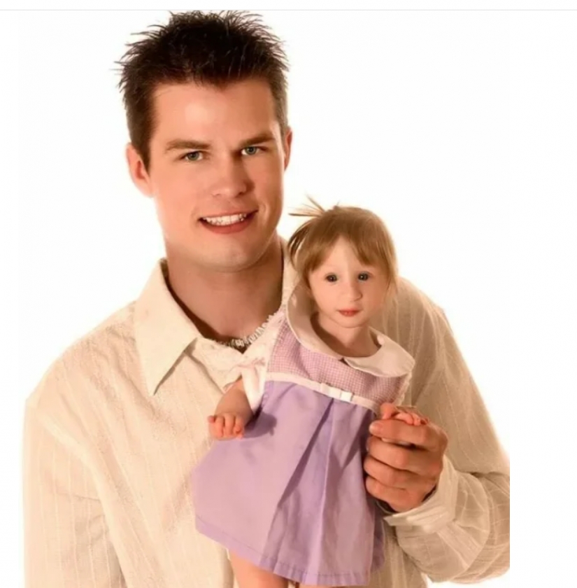 17-year-old girl solo pesa 11 kg, pero ello no impide vivir una brillante e interesante 17-year-old girl solo pesa 11 kg, pero ello no impide vivir una brillante e interesante