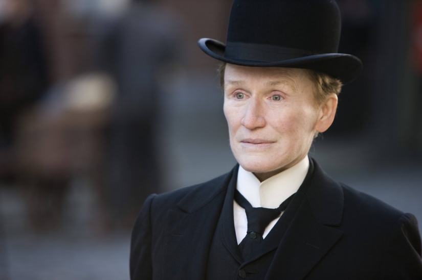 18 best roles in which the actors had to change gender 18 best roles in which the actors had to change gender
