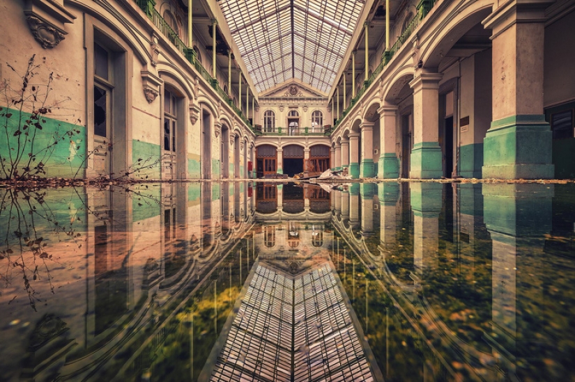 19 times nature has turned abandoned places into surreal masterpieces