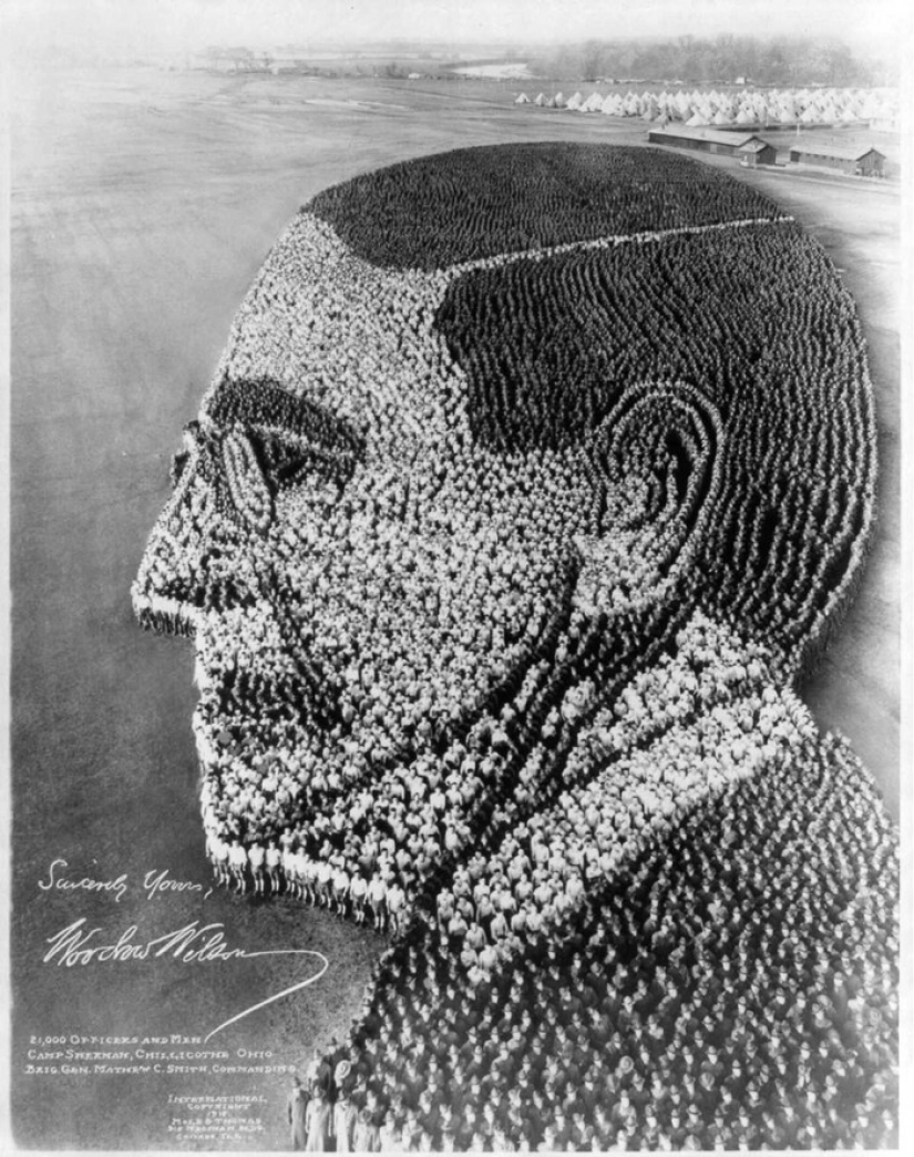 1917-1918 years: a large-scale group Patriotic photo Arthur Mola 1917-1918 years: a large-scale group Patriotic photo Arthur Mola