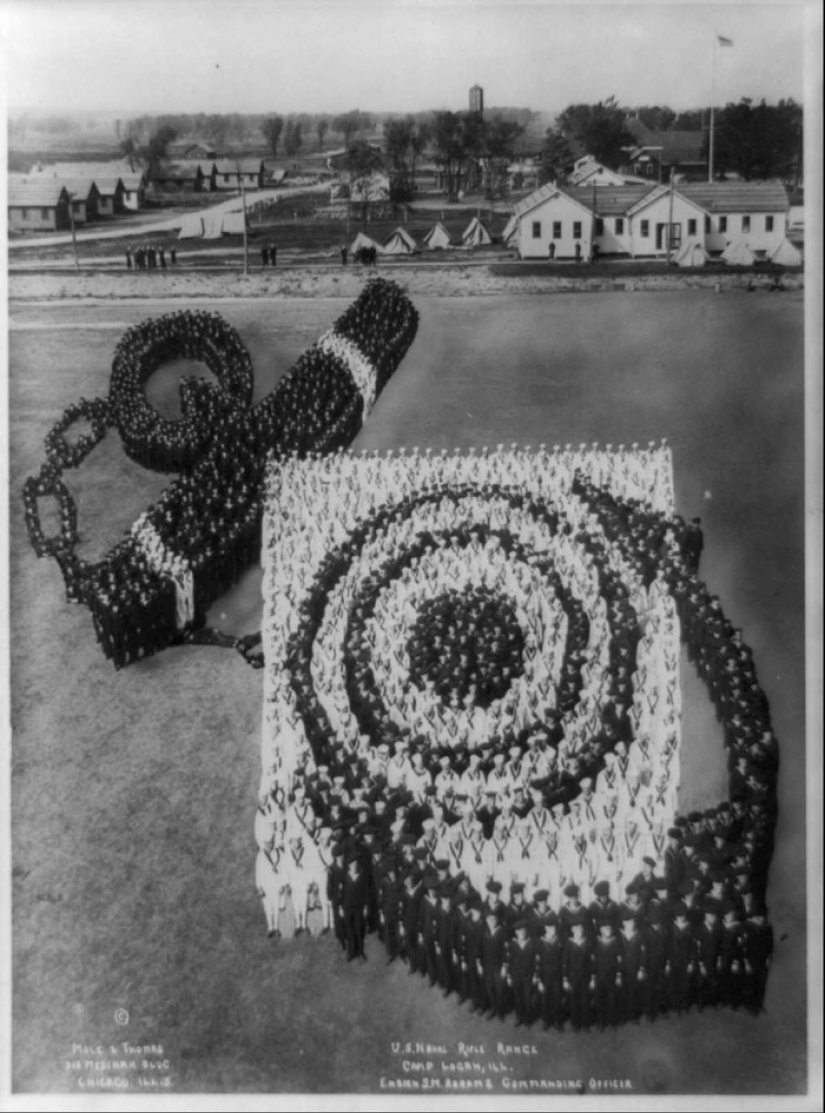 1917-1918 years: a large-scale group Patriotic photo Arthur Mola 1917-1918 years: a large-scale group Patriotic photo Arthur Mola