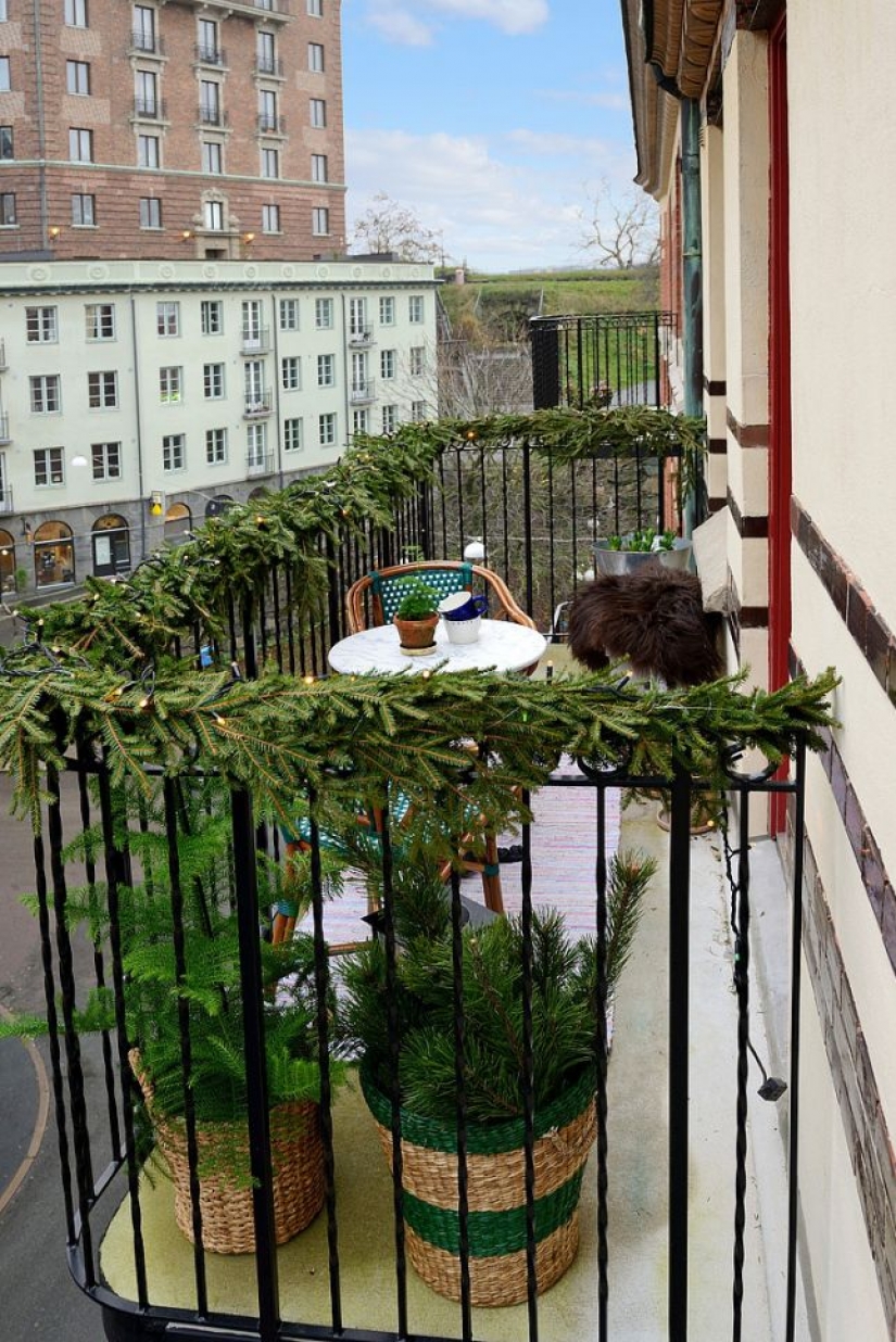 20 ideas on how to decorate a balcony for the New Year 20 ideas on how to decorate a balcony for the New Year