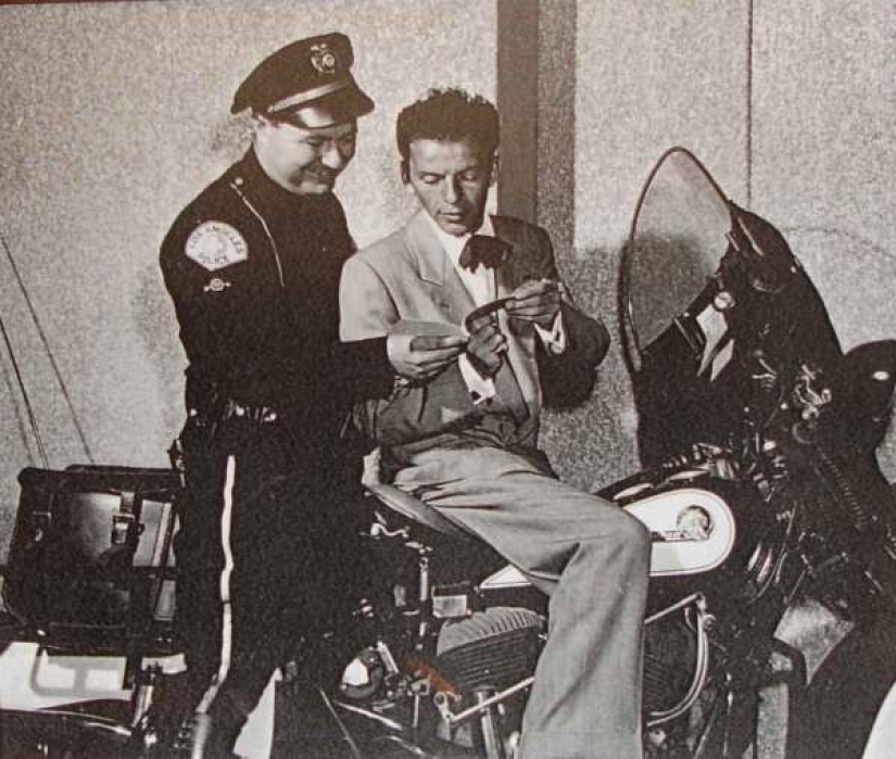 20 photos of celebrities of the twentieth century motorcycles