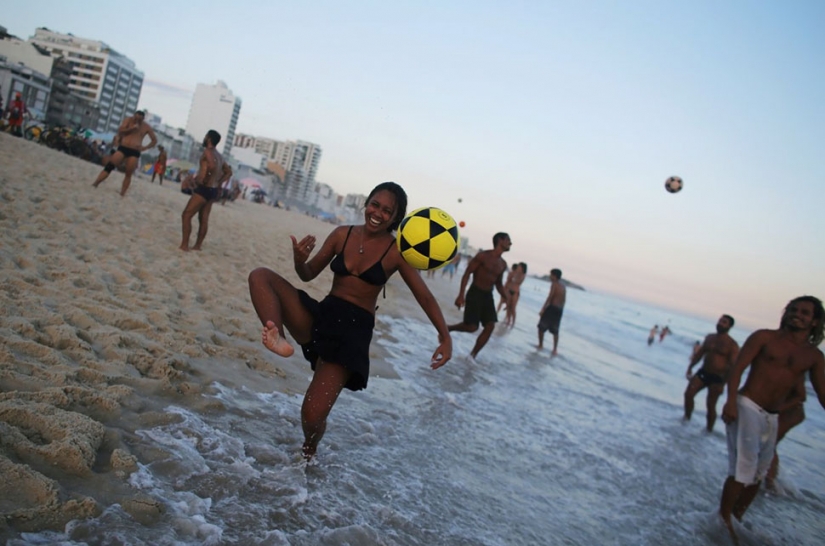 22 answer to the question, what is so good about the beaches of Rio de Janeiro