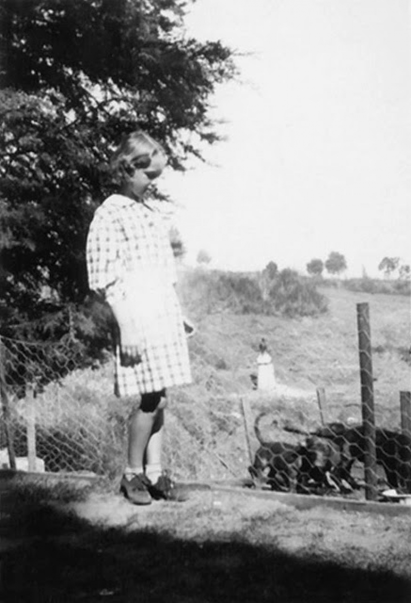 24 raras instantánea de un poco de Norma Jean, antes de que ella se convirtió en Marilyn Monroe 24 raras instantánea de un poco de Norma Jean, antes de que ella se convirtió en Marilyn Monroe