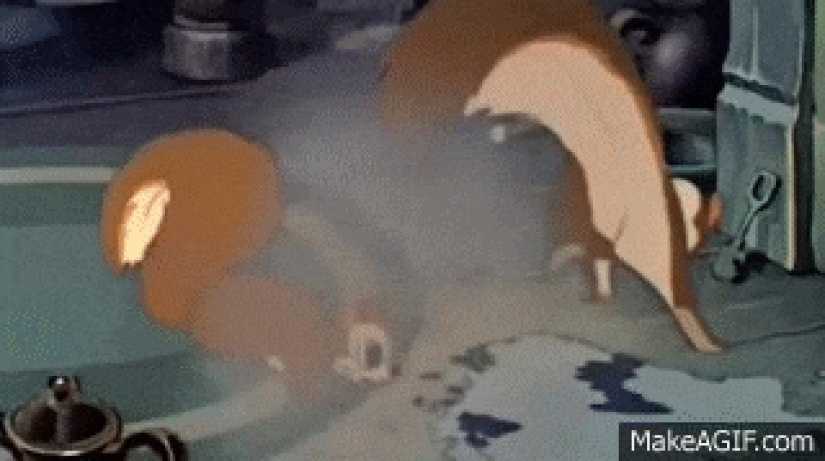 25 things that make all the people, when they think that nobody sees