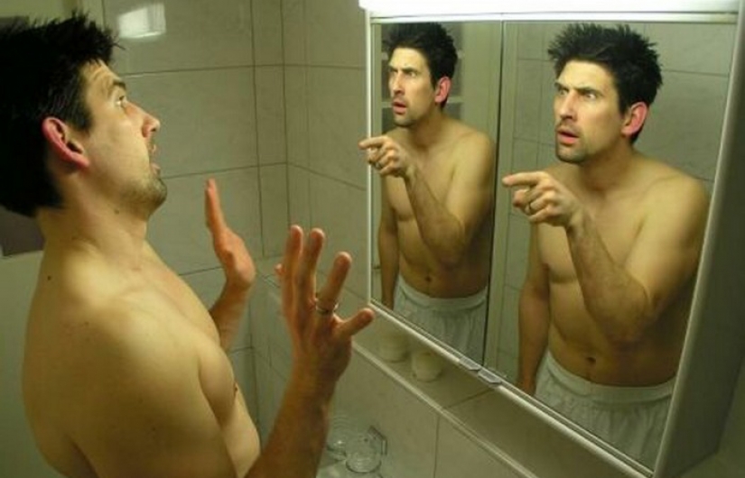 25 things that make all the people, when they think that nobody sees