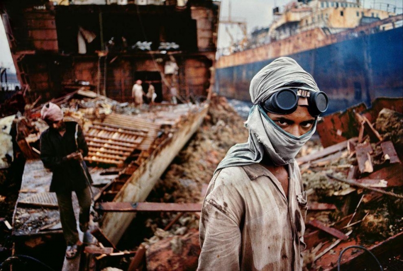 30 años, 20 de los pasaportes — la historia de Steve McCurry